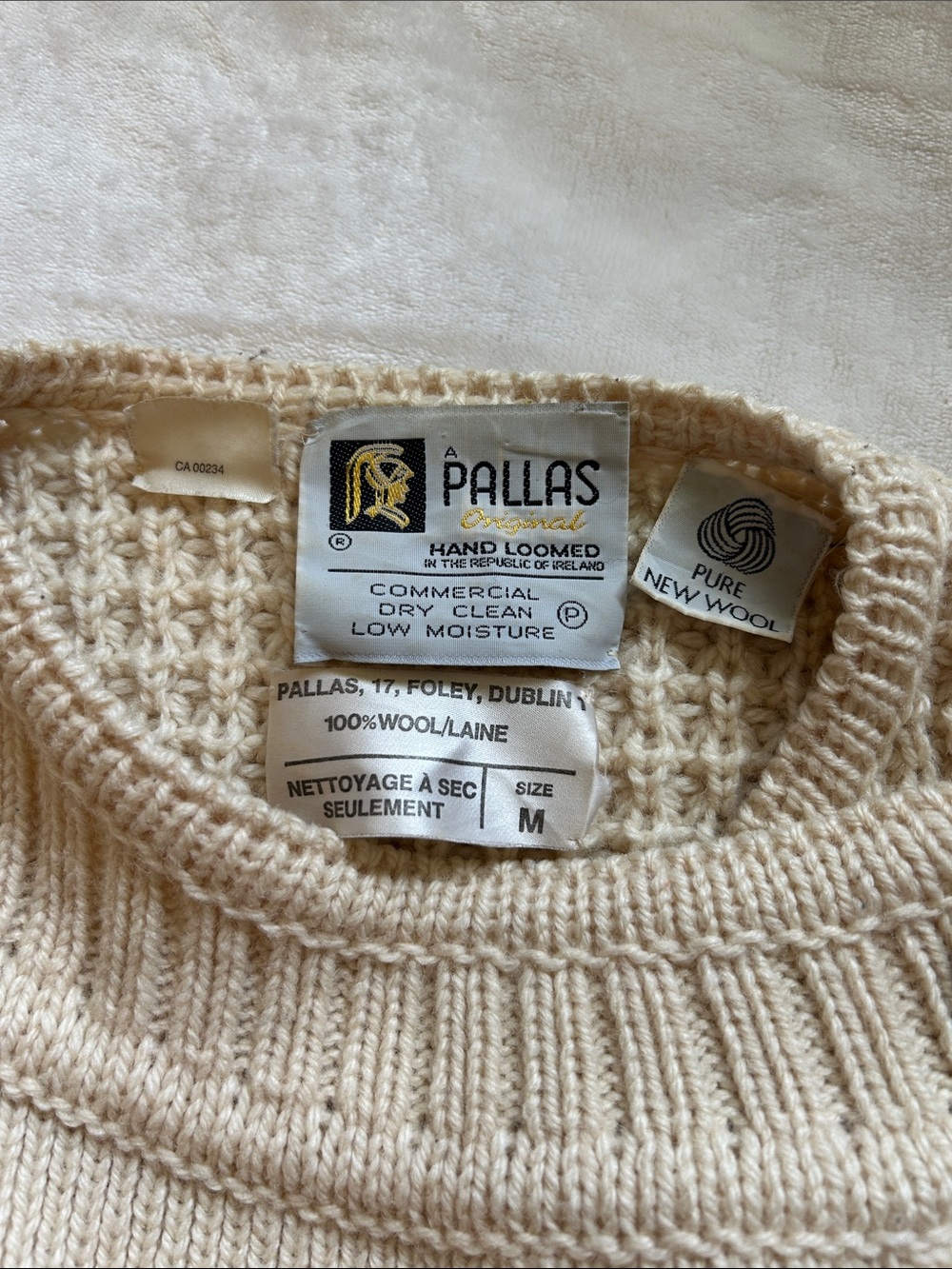 Pallas Hand-Loomed 100% Wool Sweater - Picture 5 of 5
